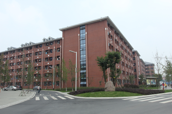 校园风景-成都纺织高等专科学校