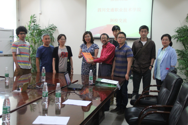 四川交通职业技术学院来校考察交流-成都纺织