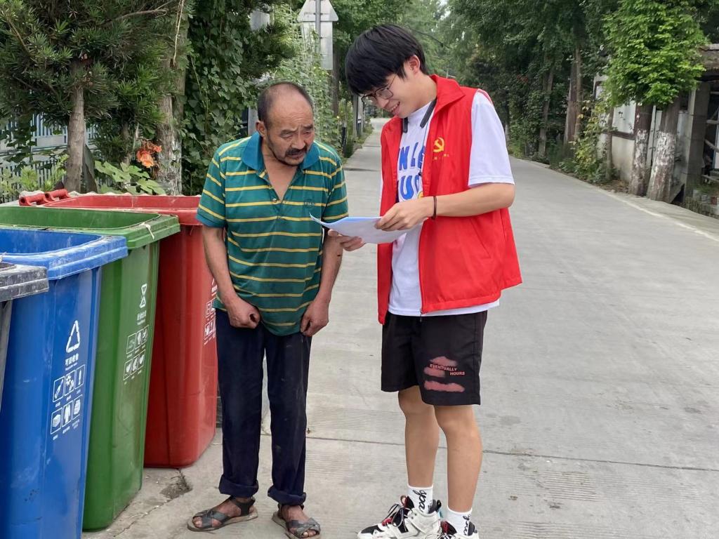 电信学院实践团队赴东林村开展暑期三下乡社会实践活动